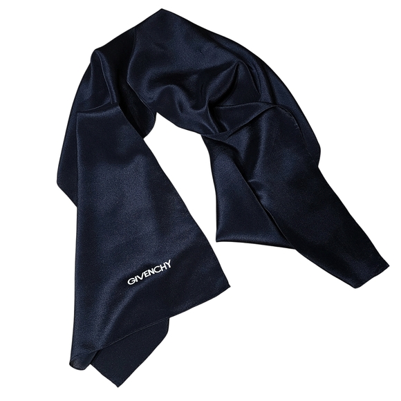 GIVENCHY SCARF - Picture 2 of 7